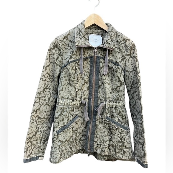 Anthropologie Jackets & Blazers - Anthropologie Hei Hei Camo Jacket Size XS